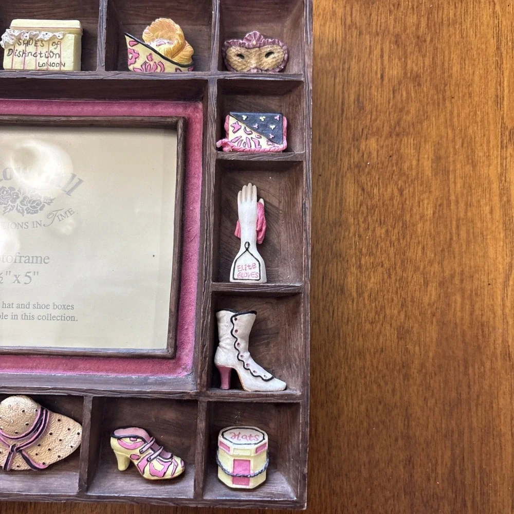 Willow Hall 3D Resin Photo Frame Reflections in Time Shoes, Hats‎ & Accessories